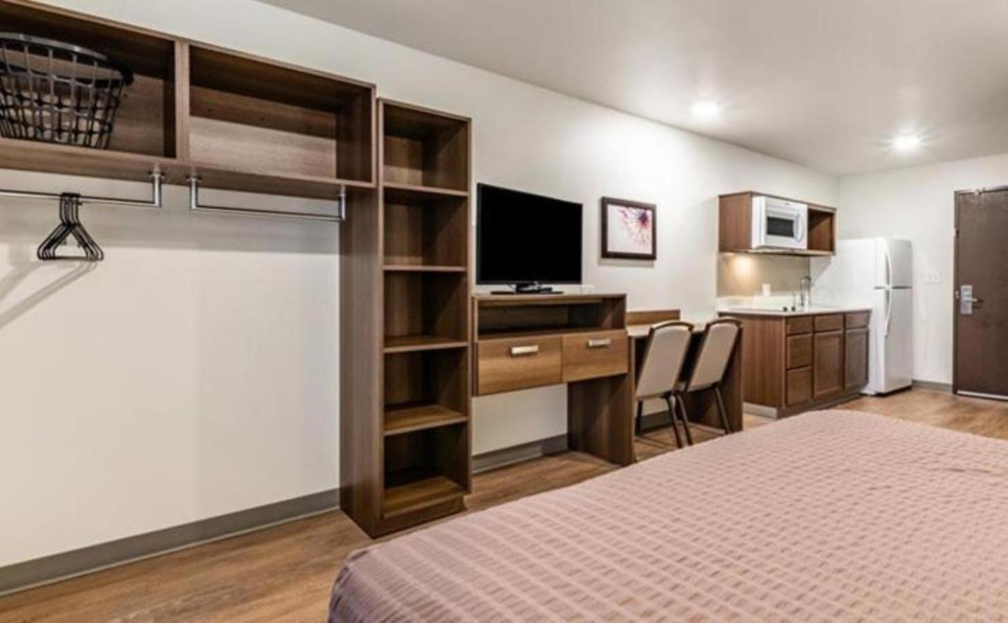 Woodspring Suites Indianapolis Airport South Eksteriør bilde